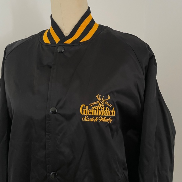 Glenfiddich Scotch Whisky Vintage Jacket NEW OLD STOCK (Large) - Picture 2 of 4